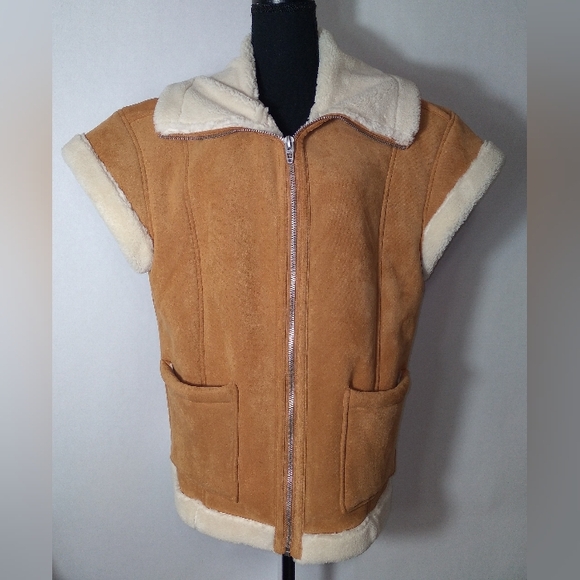 BLANKNYC Biscotti Faux Suede Oversized Collar Vest Women's Size- Small - Picture 4 of 11